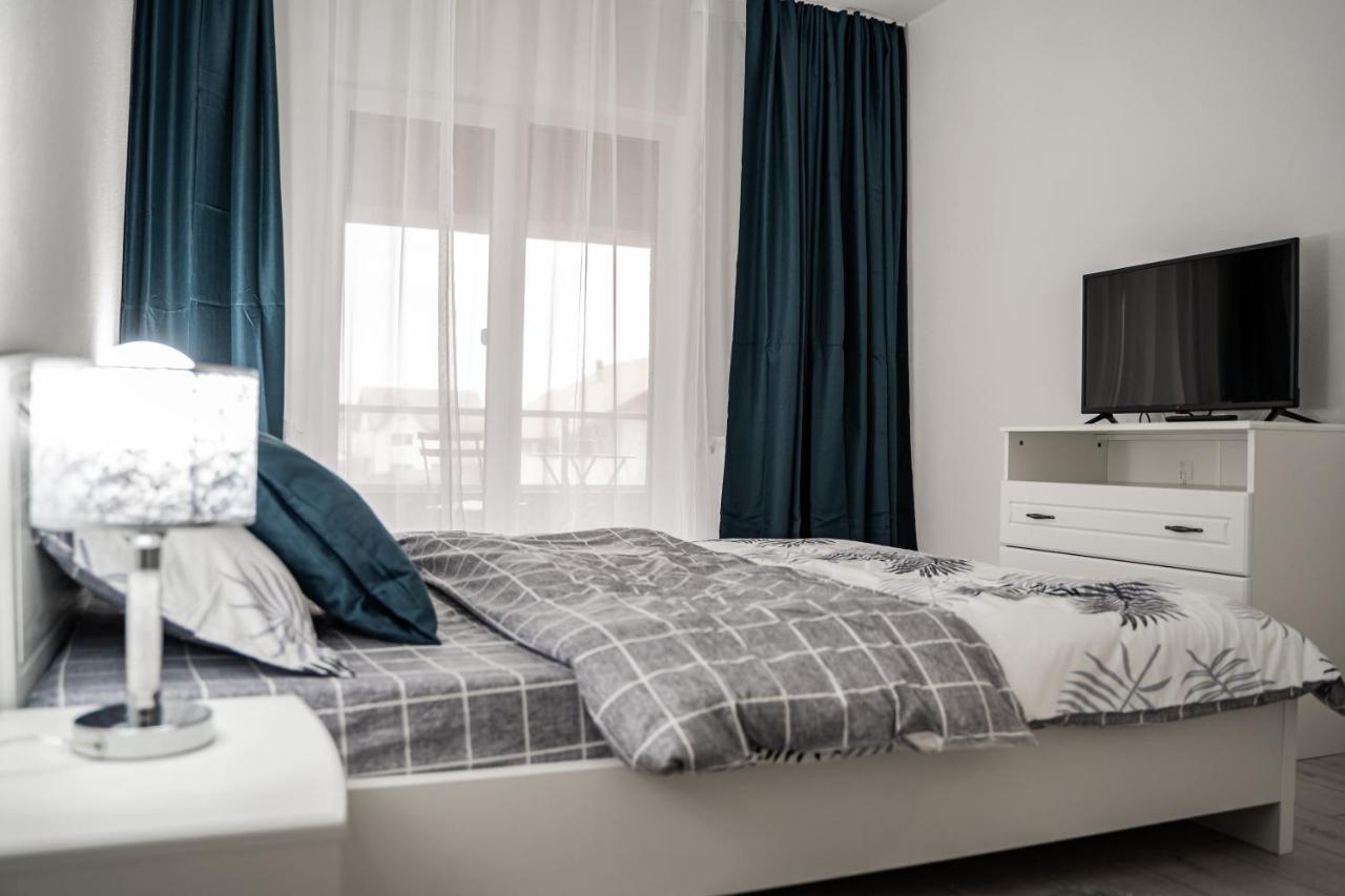 Modern Apartment In Dumbravita Dumbravita  외부 사진
