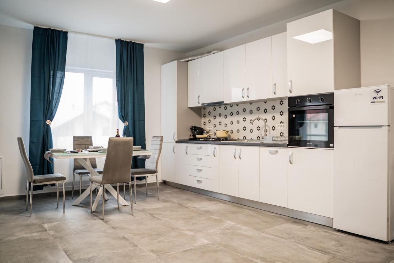 Modern Apartment In Dumbravita Dumbravita  외부 사진